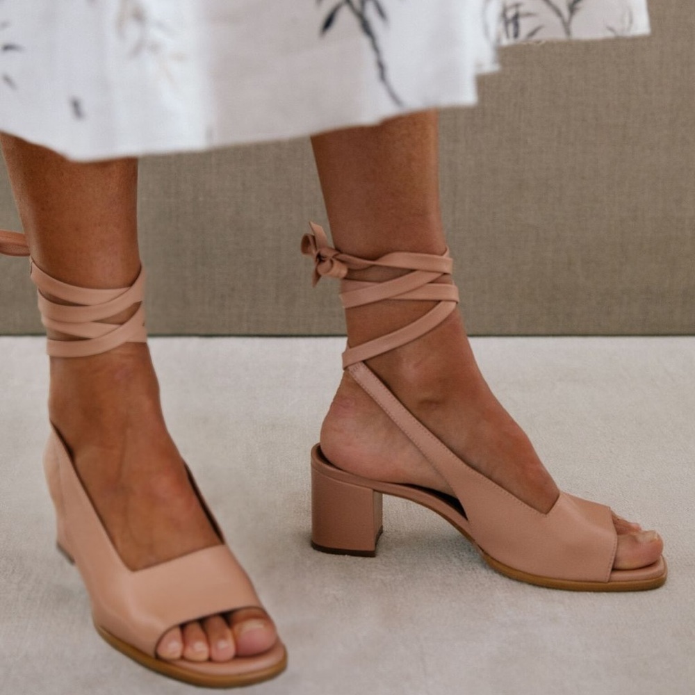ALOHAS The Lille Leather Block Heels in Peach Ankle Strap Nude Size EU38